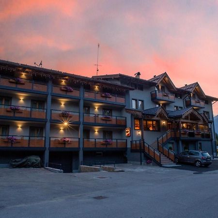 Hotel Fantelli Folgarida Buitenkant foto