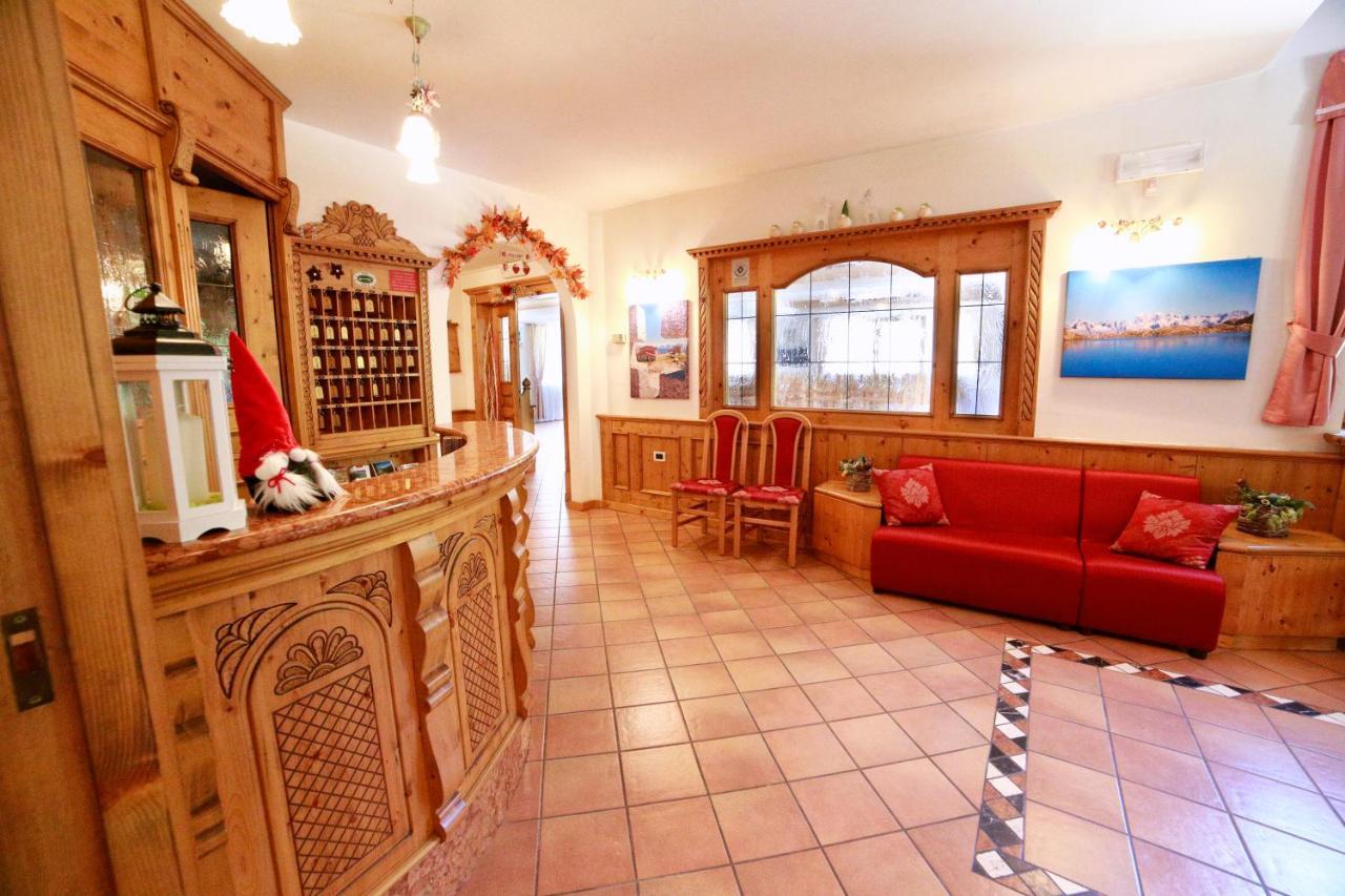 Hotel Fantelli Folgarida Buitenkant foto