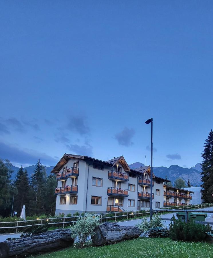 Hotel Fantelli Folgarida Buitenkant foto
