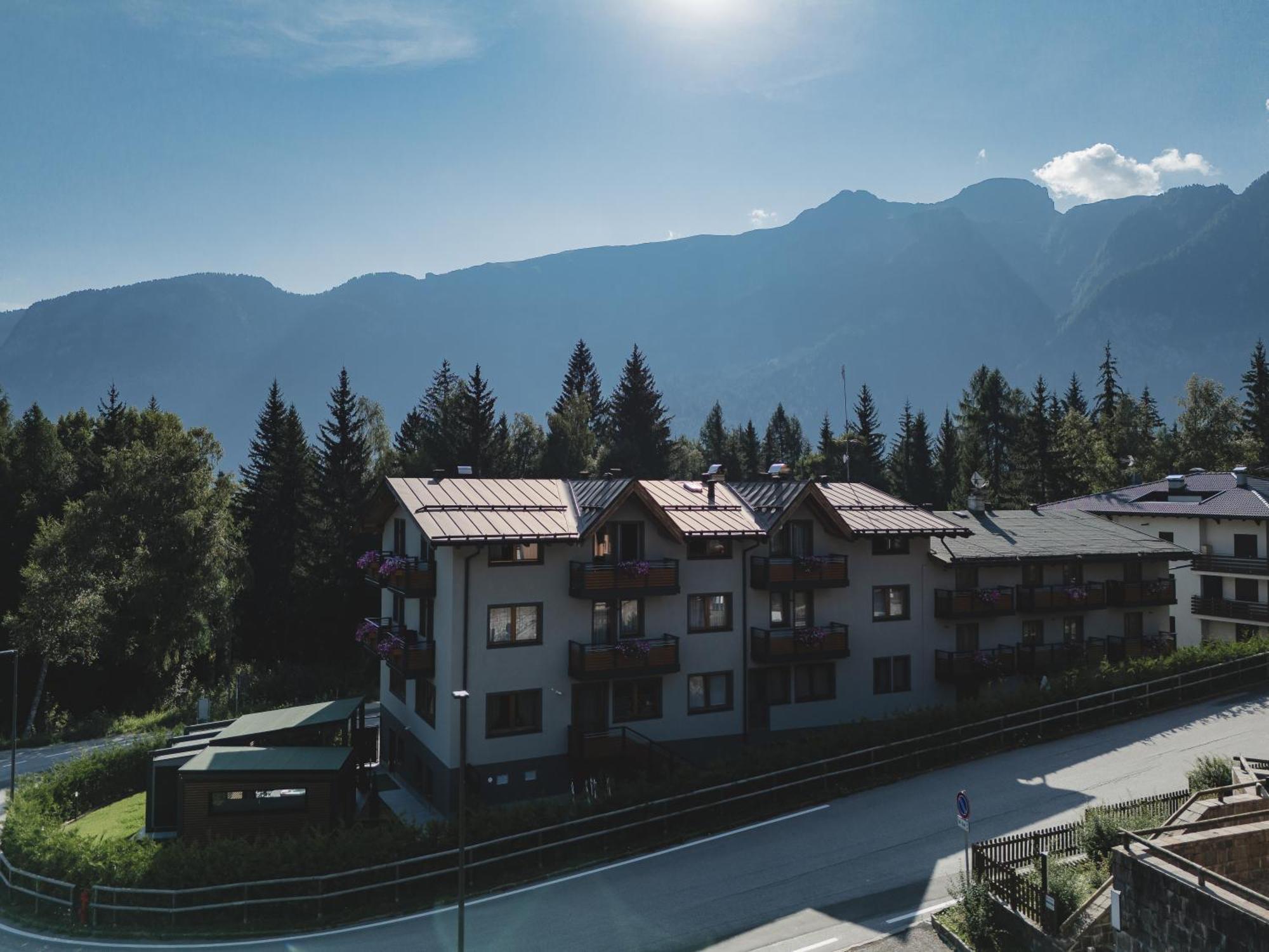 Hotel Fantelli Folgarida Buitenkant foto