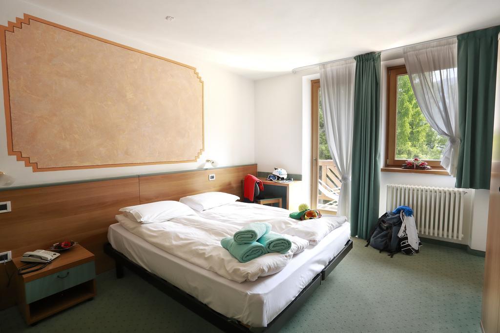 Hotel Fantelli Folgarida Buitenkant foto